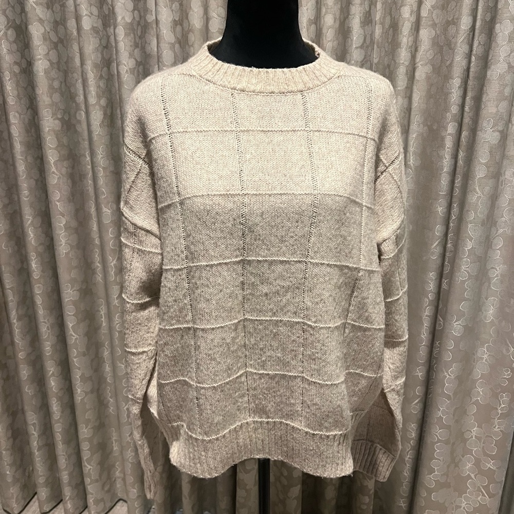 LA MIEL Cream Checkered Print Oversized Knit Sweater